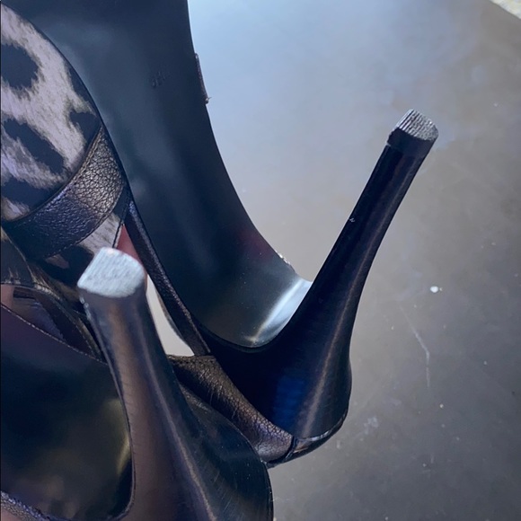 Guess strappy cheetah print platform heels - Picture 6 of 10